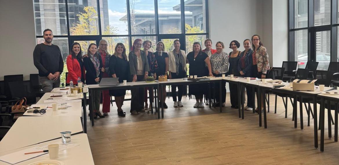 Yaz Döneminde Doğum Günü Olan Hocalarımıza Kutlama