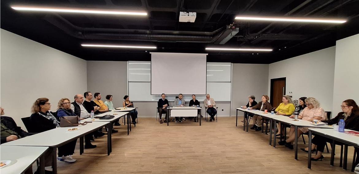 Atatürk Eğitim Fakültesi Dekanlığı ve Temel Eğitim Bölümü Toplantısı Gerçekleştirildi